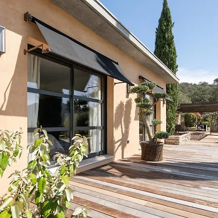 Bergerie Renovee Avec Piscine *